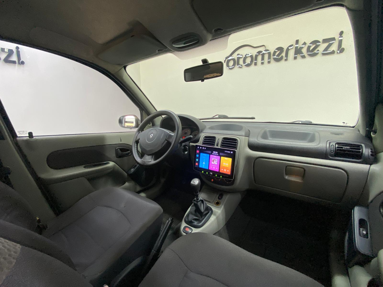 RENAULT CLIO 20